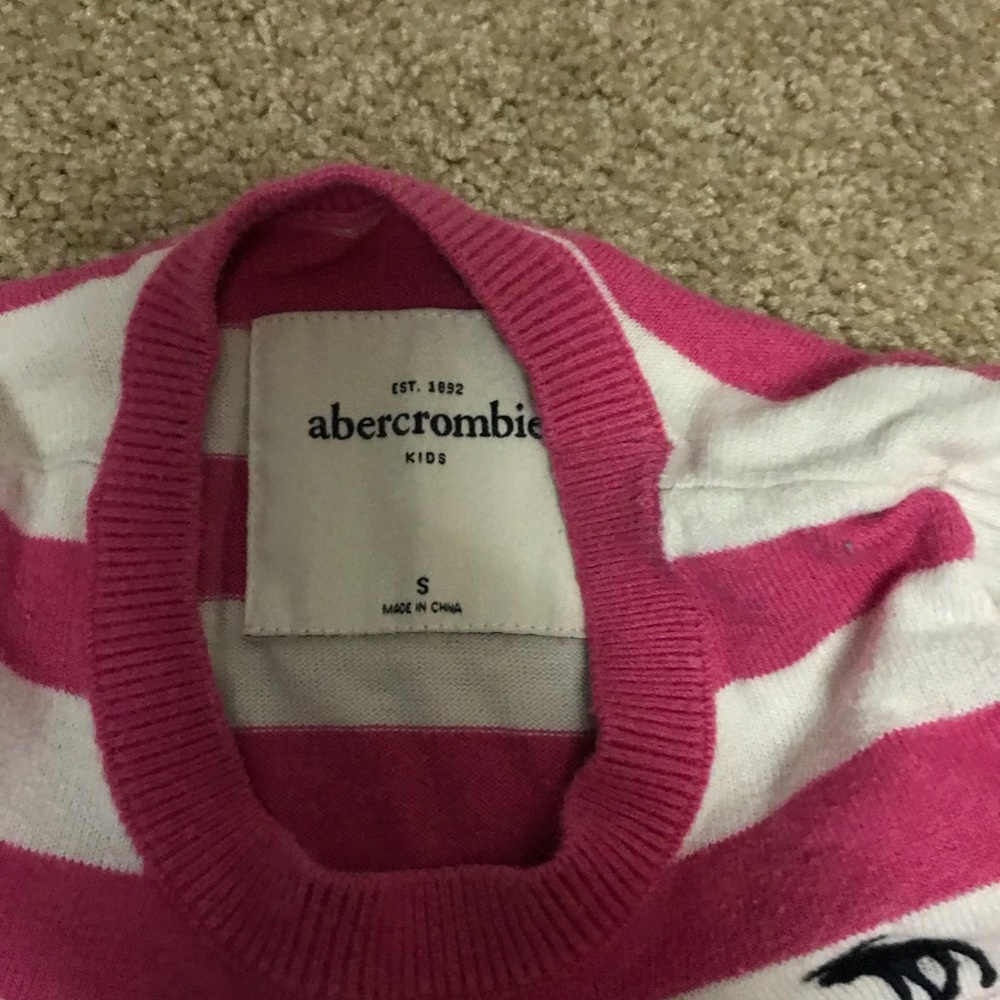 Sweater - Picture 2 of 2